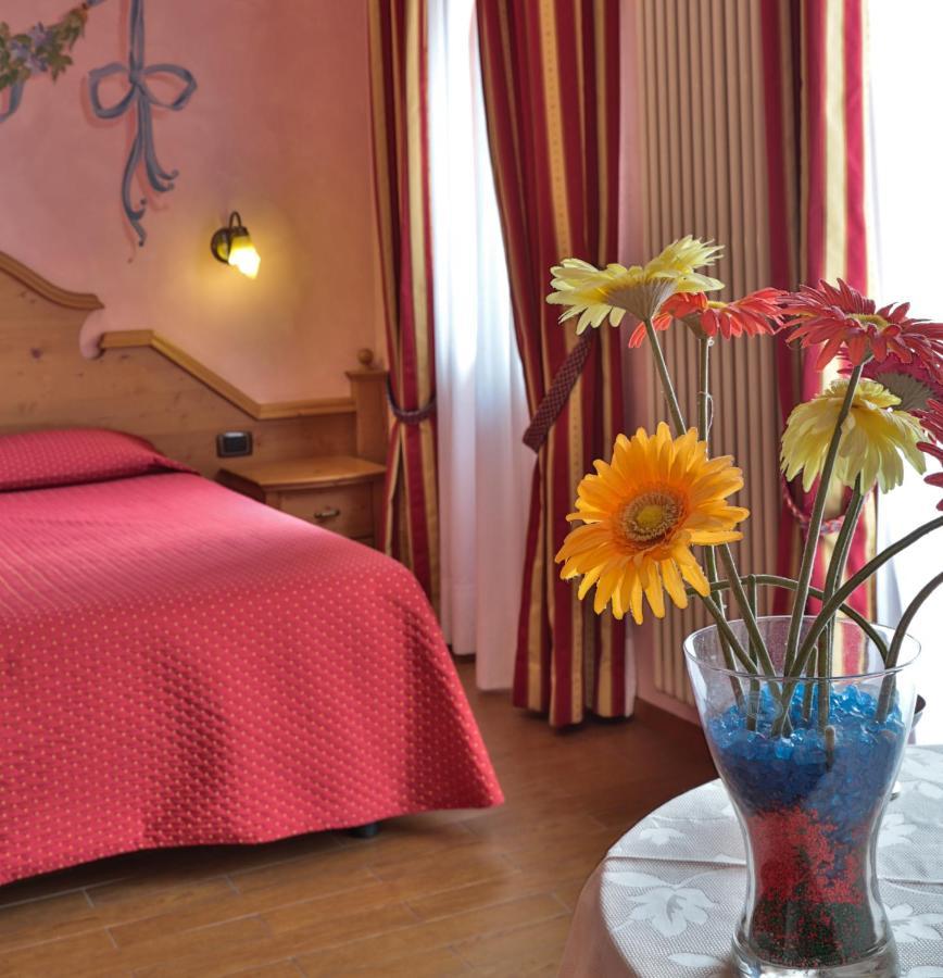 Hotel Fai Fai della Paganella Bagian luar foto