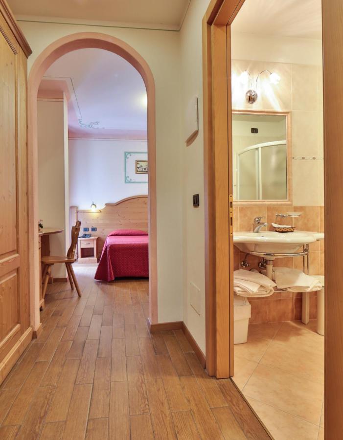 Hotel Fai Fai della Paganella Bagian luar foto