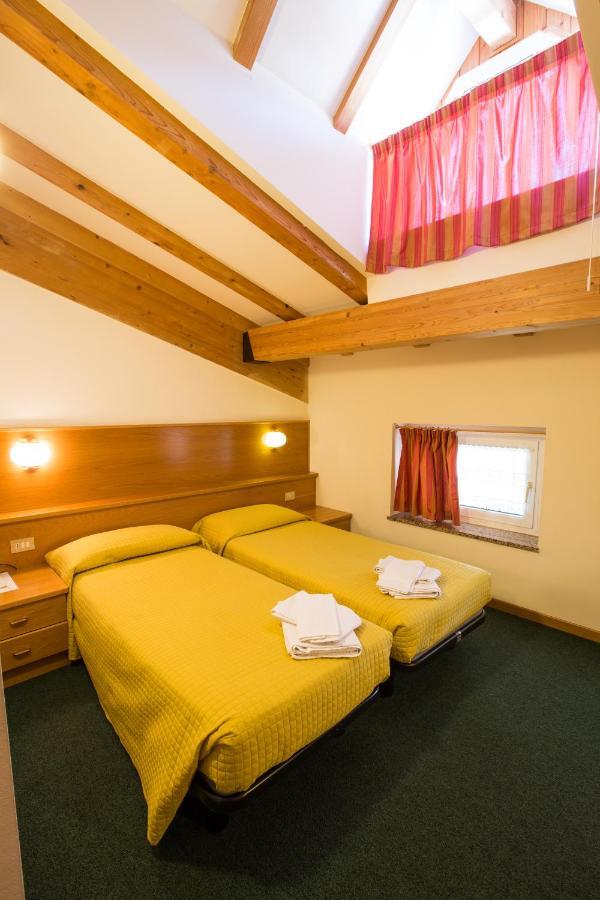 Hotel Fai Fai della Paganella Ruang foto