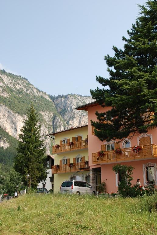 Hotel Fai Fai della Paganella Bagian luar foto