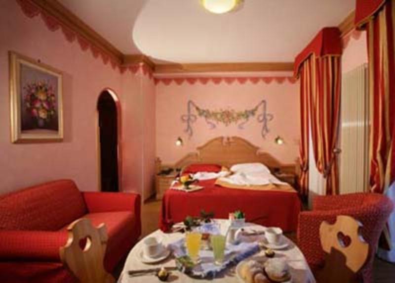 Hotel Fai Fai della Paganella Bagian luar foto