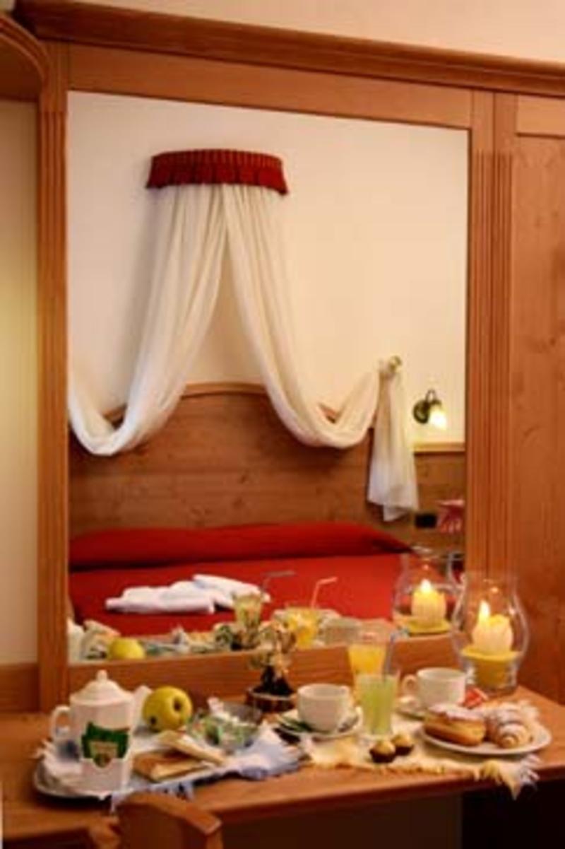 Hotel Fai Fai della Paganella Bagian luar foto