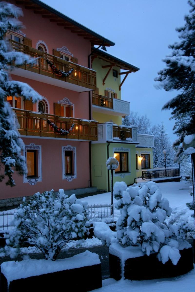 Hotel Fai Fai della Paganella Bagian luar foto